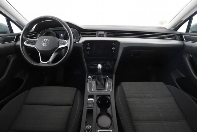 Volkswagen Passat Sw image 3