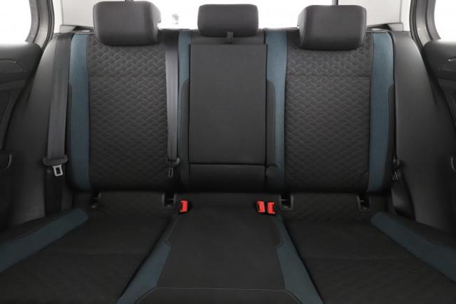 Volkswagen Golf image 5