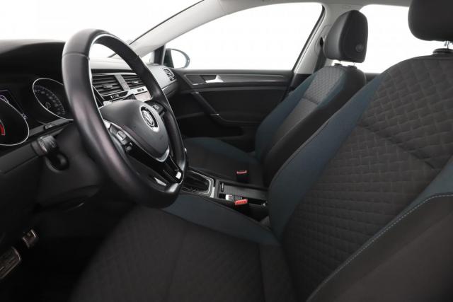 Volkswagen Golf image 3