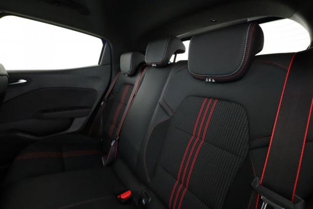 Renault Clio image 9