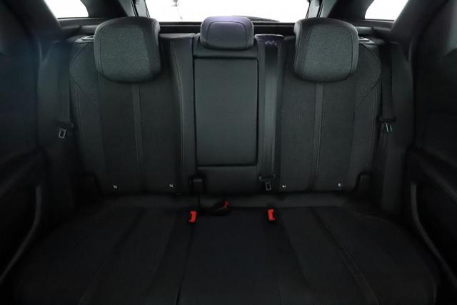 Peugeot 3008 image 7