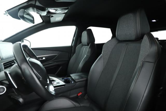 Peugeot 3008 image 2
