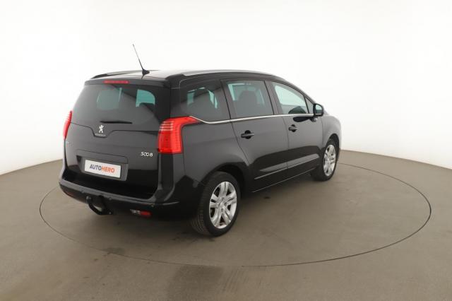Peugeot 5008 image 8