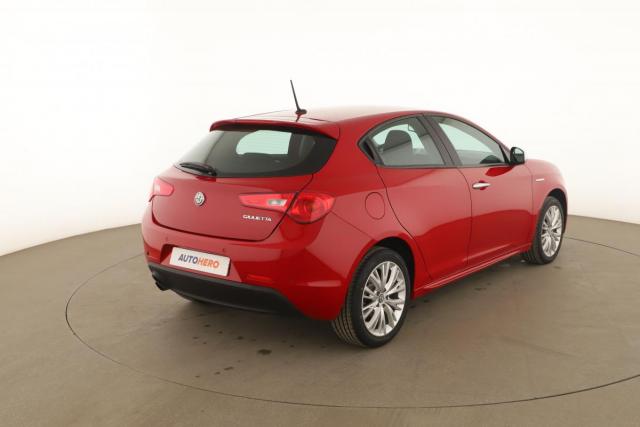 Alfa Romeo Giulietta image 7