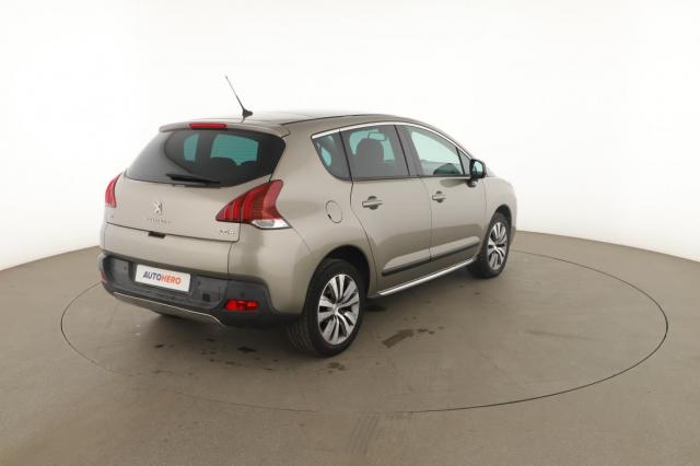Peugeot 3008 image 8