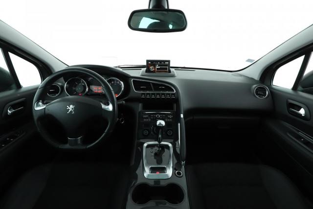 Peugeot 3008 image 3