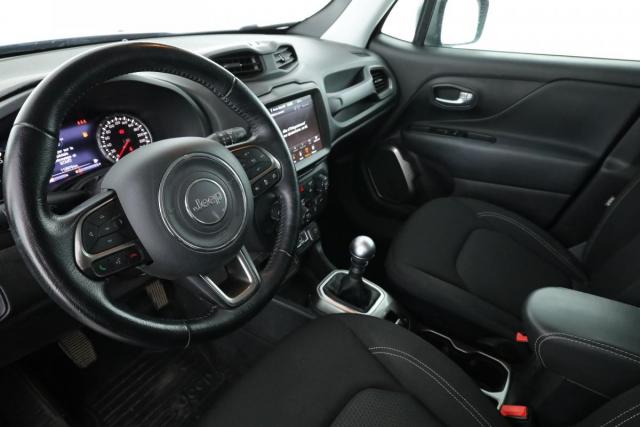 Jeep Renegade image 4