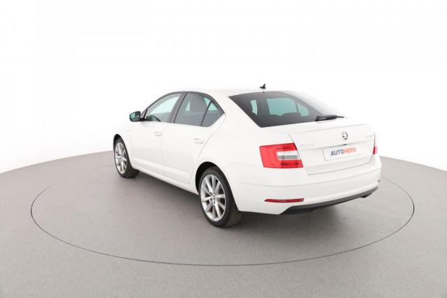 Skoda Octavia image 5