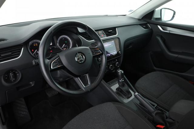 Skoda Octavia image 7