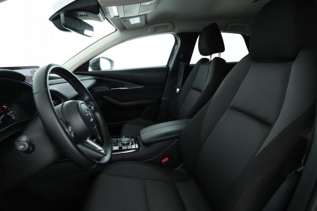 Mazda Cx-30 image 2