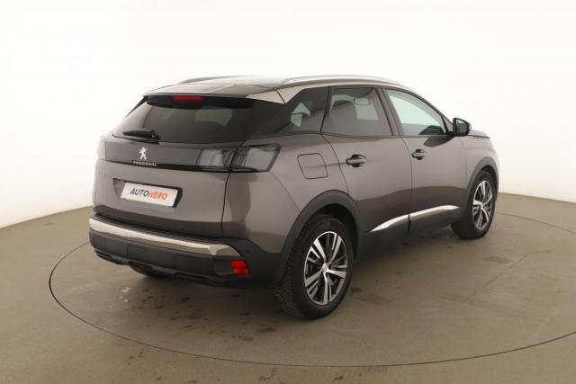 Peugeot 3008 image 2