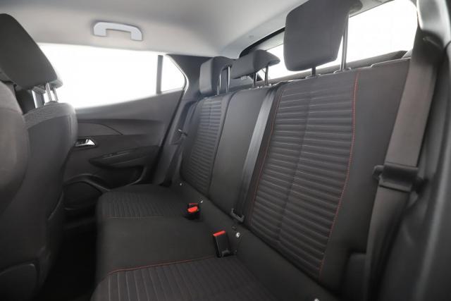 Peugeot 2008 image 7