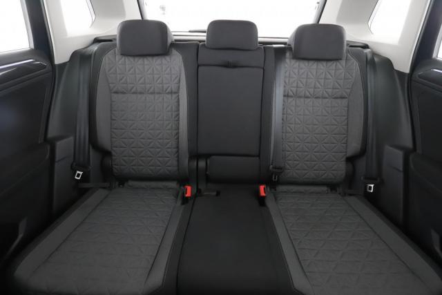 Volkswagen Tiguan image 8