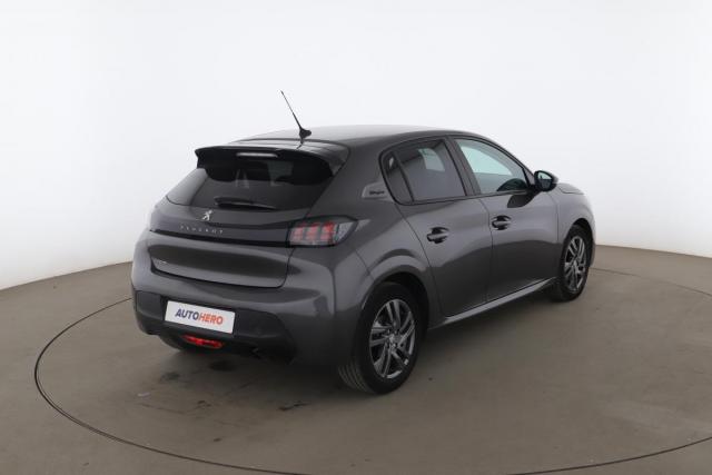 Peugeot 208 image 3