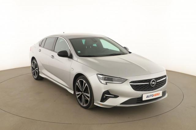 Opel Insignia image 9