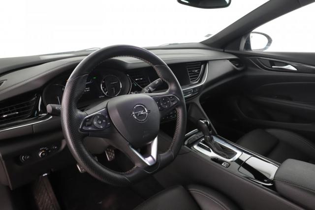 Opel Insignia image 6