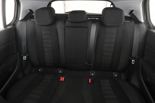 Peugeot 308 image 2