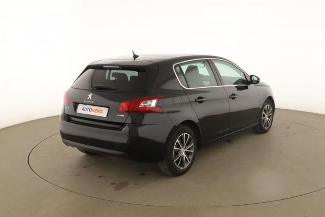 Peugeot 308 image 9