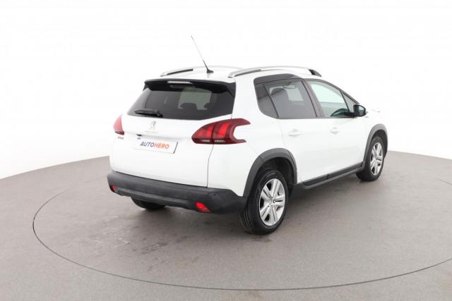 Peugeot 2008 image 1
