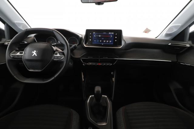 Peugeot 208 image 7