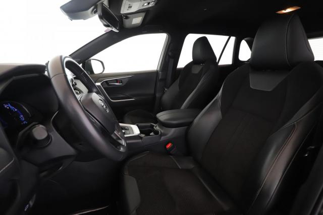 Toyota Rav4 image 4