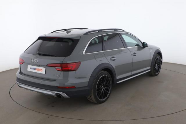 Audi A4 Allroad image 1