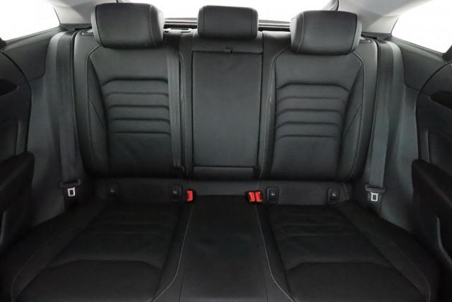 Volkswagen Arteon image 5