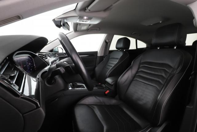 Volkswagen Arteon image 9