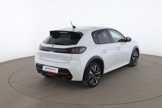 Peugeot 208 image 2