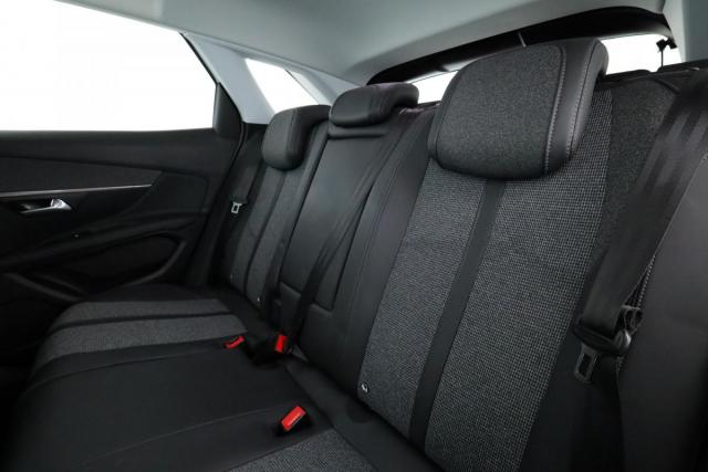 Peugeot 3008 image 1