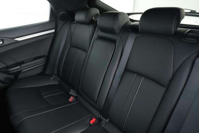 Honda Civic image 7