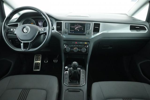 Volkswagen Golf Sportsvan image 5