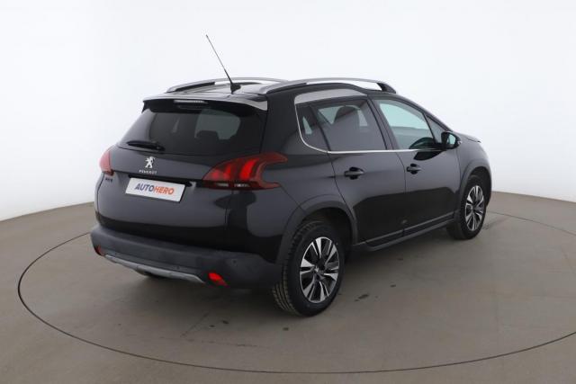 Peugeot 2008 image 7