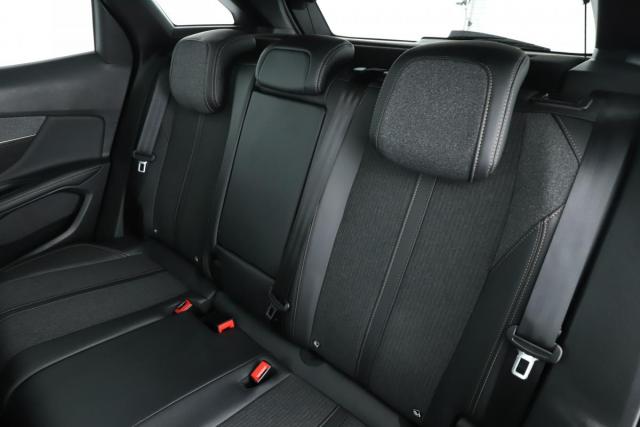 Peugeot 3008 image 5