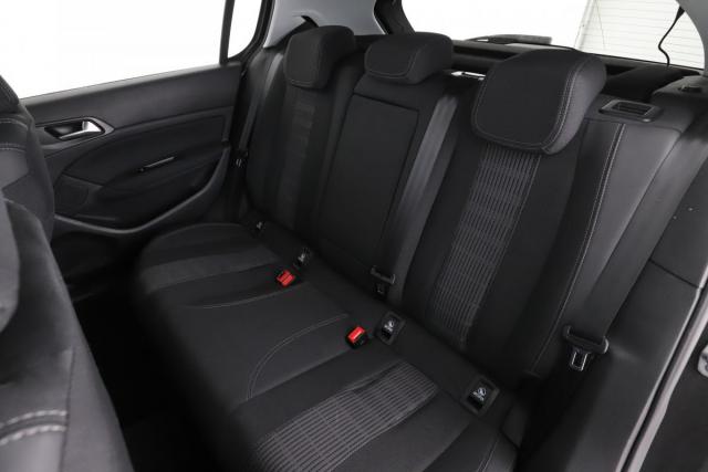Peugeot 308 image 7
