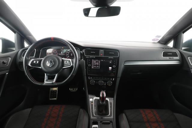 Volkswagen Golf image 1