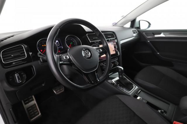 Volkswagen Golf image 3