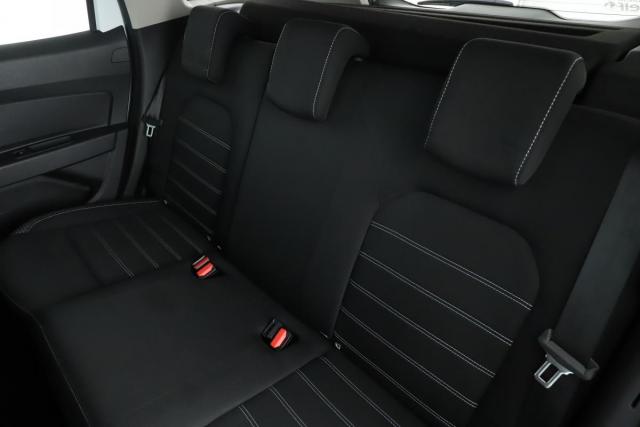 Dacia Duster image 5