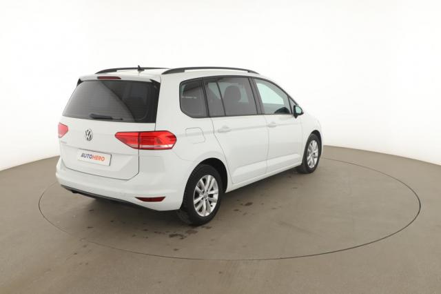 Volkswagen Touran image 9
