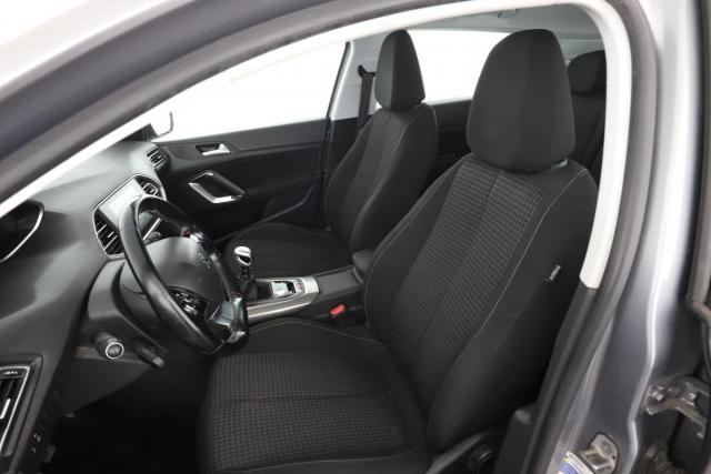 Peugeot 308 image 3