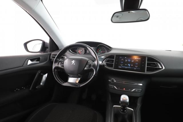 Peugeot 308 image 2