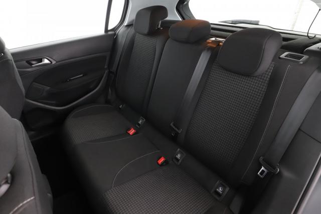Peugeot 308 image 6