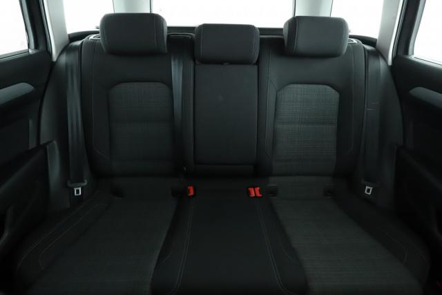 Volkswagen Passat Sw image 4
