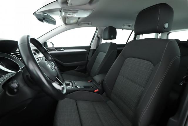 Volkswagen Passat Sw image 7