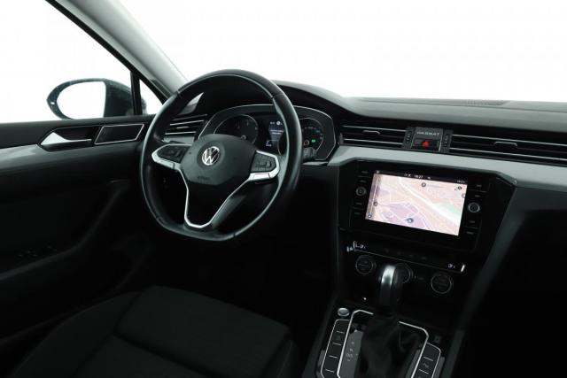 Volkswagen Passat Sw image 1