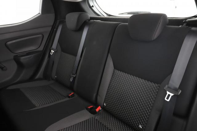 Nissan Micra image 9
