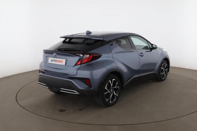 Toyota C-Hr image 8