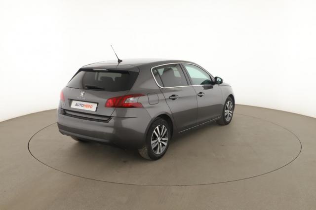 Peugeot 308 image 7
