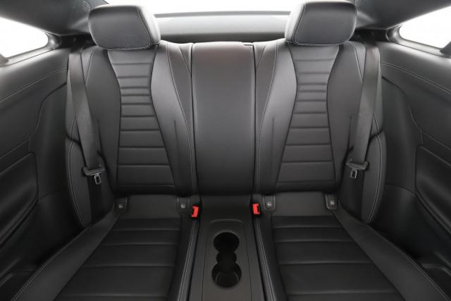 Mercedes Benz Classe E Coupe image 2