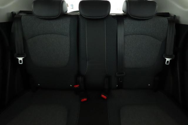 Renault Captur image 2